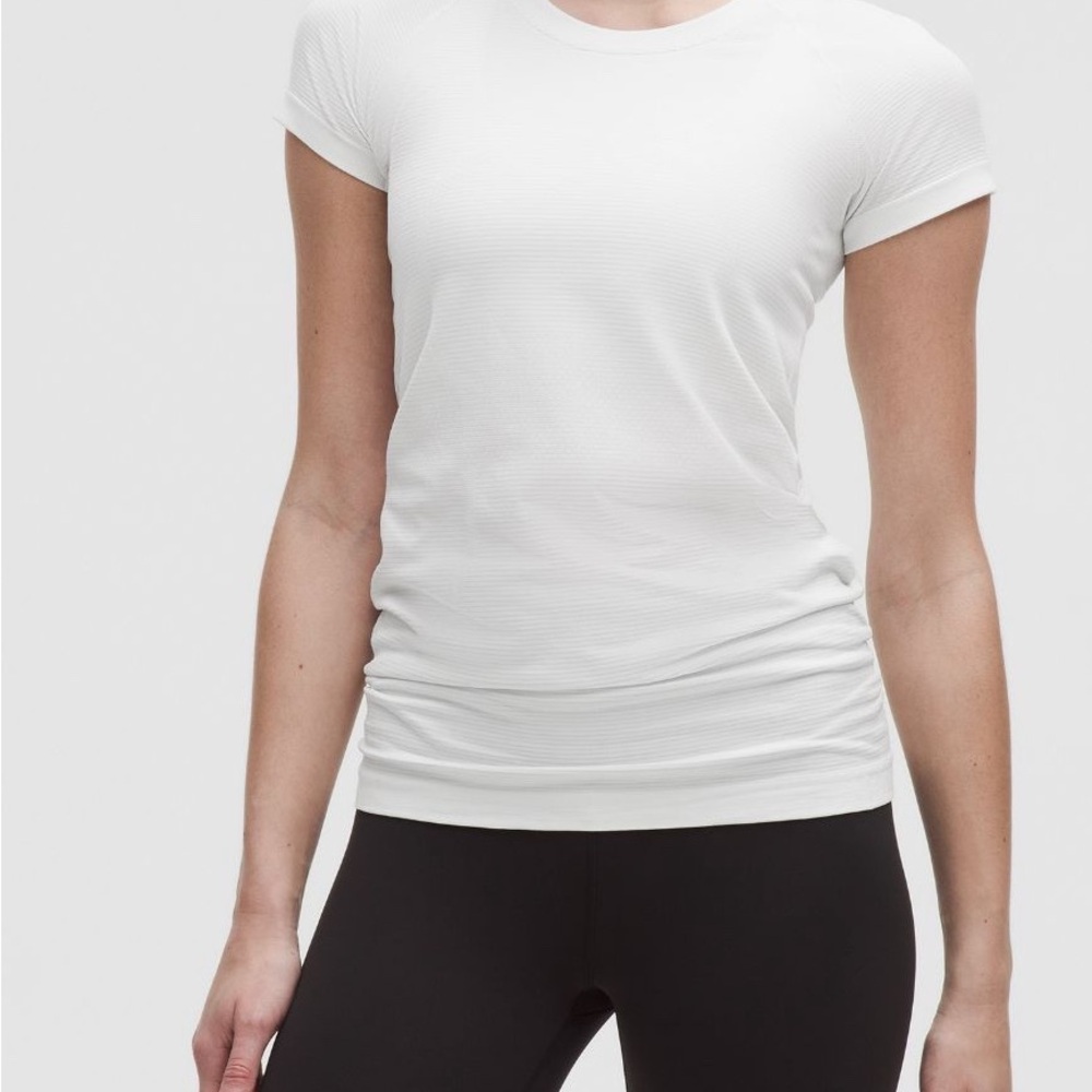 Lululemon Athletica White Short Sleeve Swiftly Tech